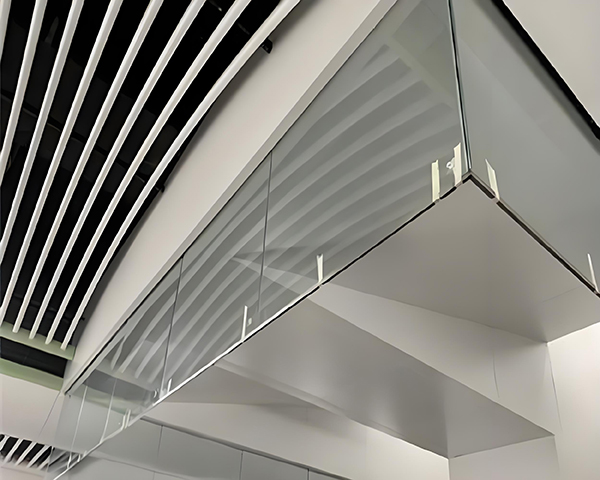 吐鲁番玻璃吐鲁番挡烟垂壁