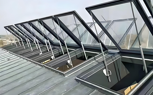 消防吐鲁番排烟窗 消防吐鲁番排烟窗