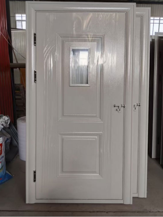 吐鲁番学校教室门